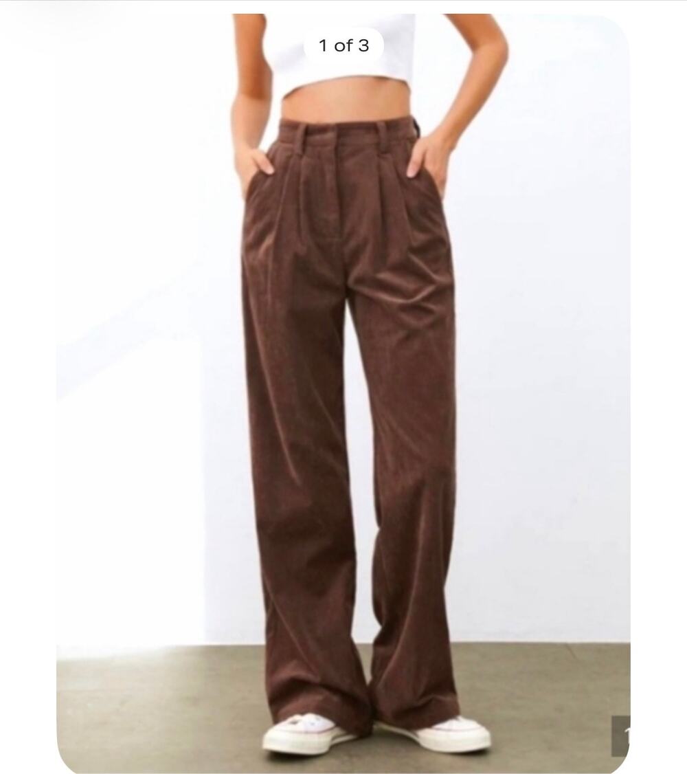 NWT Brown corduroy wide leg pants from Commense. Brand new with tags
Size med